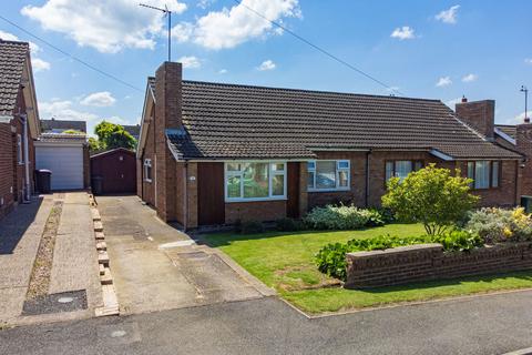 2 bedroom semi-detached bungalow for sale, Oakway, Wellingborough NN8