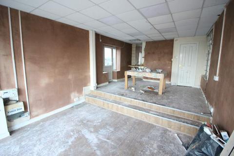 Property to rent, Oldham Road, Rochdale Centre, Rochdale