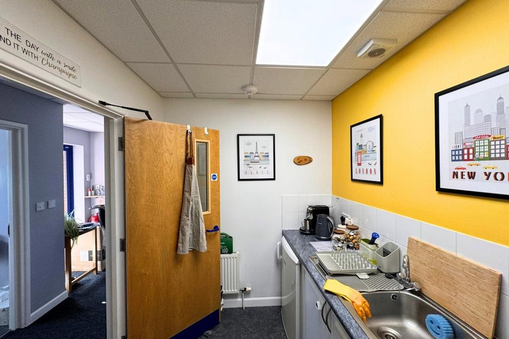 Kitchen 2.png