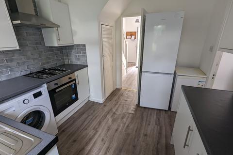 1 bedroom semi-detached house to rent, Maskelyne Avenue, Bristol