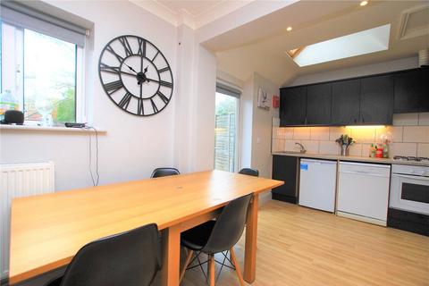 Mixed use to rent, Cobbett Road, Guildford, Surrey, GU2