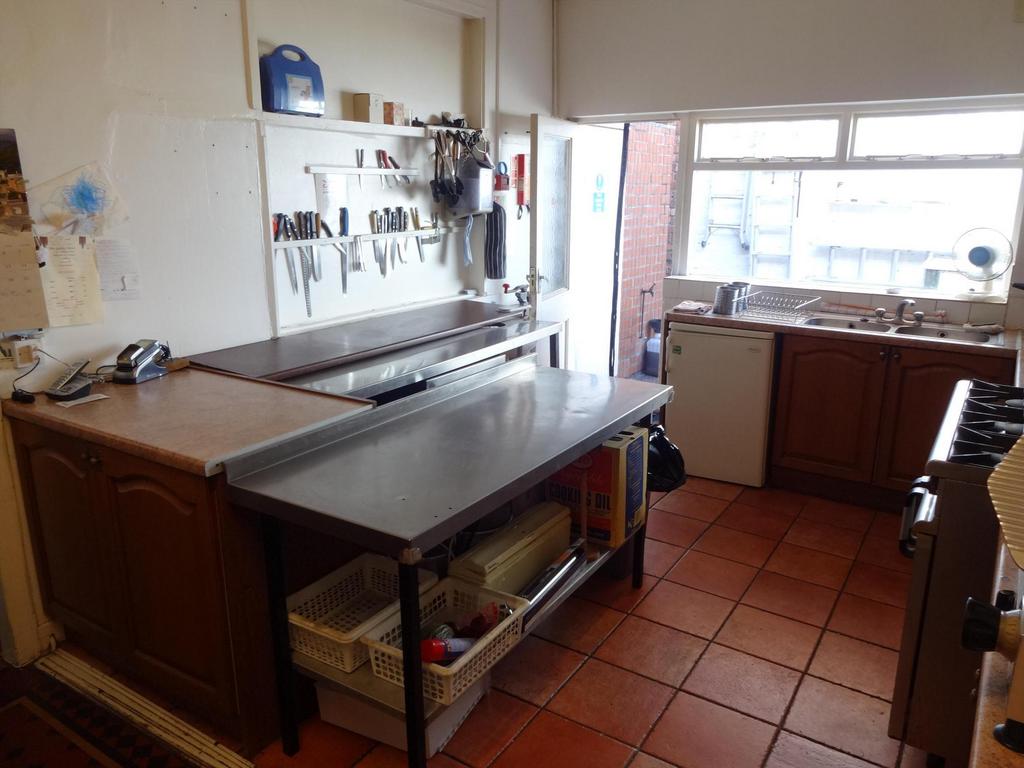 Kitchen2