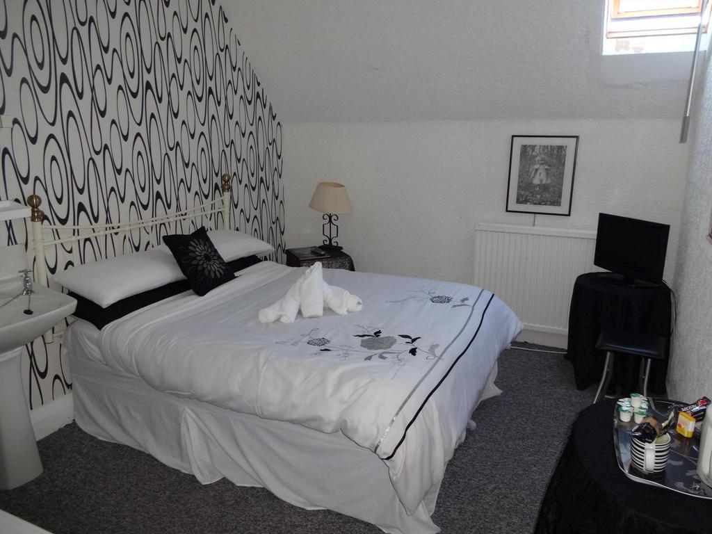 Double room (2)