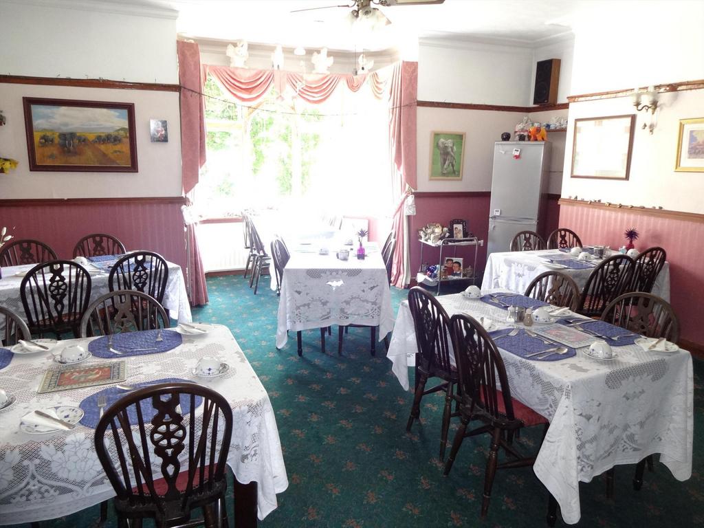 Dining room2