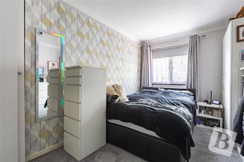 1 bedroom maisonette for sale, Church Mews, Claremont Road, Basildon, Essex, SS15