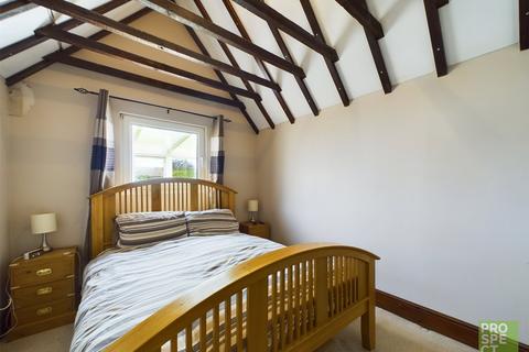 52 Binfield Road, Bracknell, RG42 2AL
