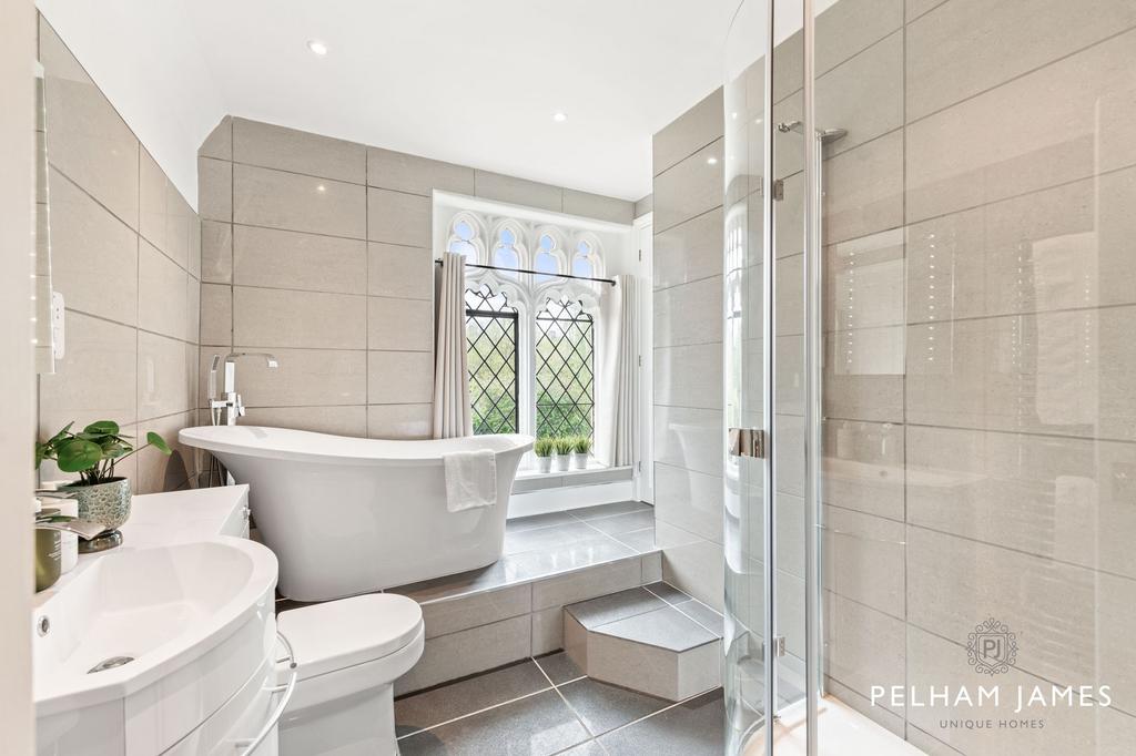 Family Bathroom, West House, Wothorpe