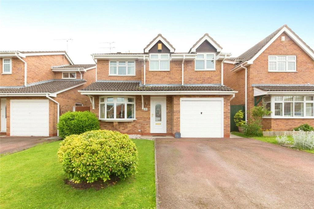 Ullswater Avenue, Crewe, Cheshire, CW2 4 bed detached house for sale