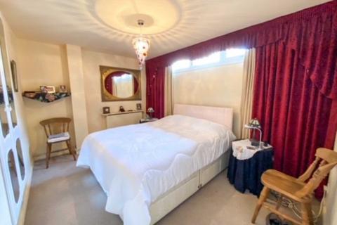 1 bedroom flat for sale, Watling Court, Elstree