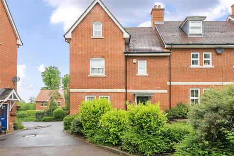 3 bedroom end of terrace house for sale, Michaelis Road, Thame, Oxfordshire, OX9