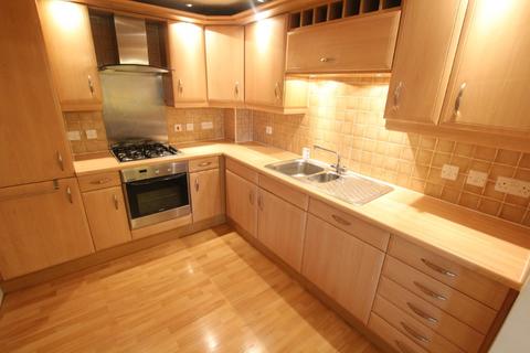 3 bedroom flat to rent, South Ferry Quay, Liverpool L3