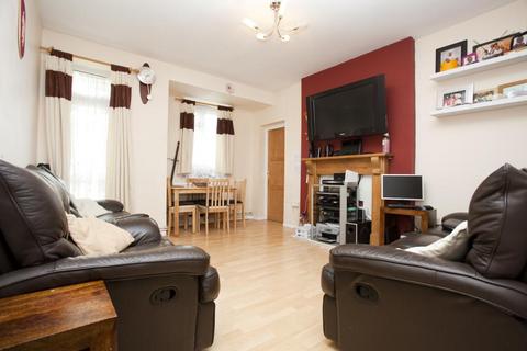 3 bedroom apartment for sale, Tulse Hill, London, SW2