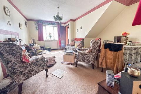 11 Cherry Tree Grove, North Wingfield, Chesterfield, S42 5QT