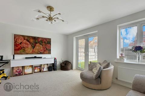 40 Christopher Garnett Chase, Stanway, Colchester, CO3 8BP