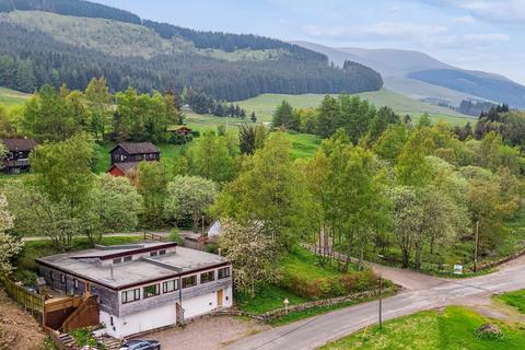 4 bedroom semi-detached house for sale, Spittal View, Glenshee, Perthshire , PH10 7QE