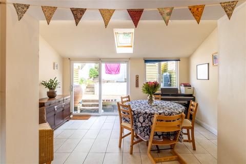 35 Glyn Vale, Bristol, BS3 5JD