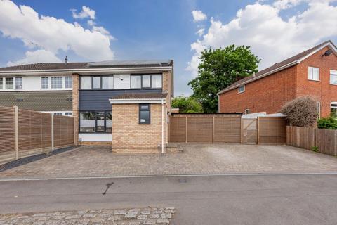 3 bedroom semi-detached house for sale, Wootton Way, Maidenhead SL6
