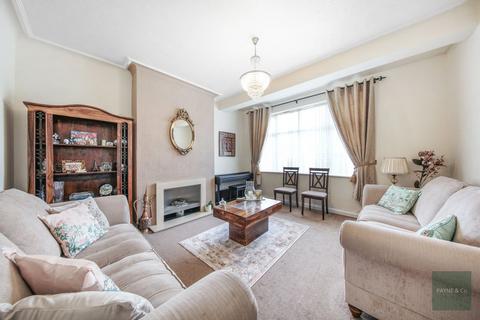 4 bedroom terraced house for sale, Middlefield Gardens, GANTS HILL, IG2