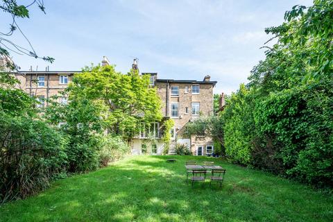 2 bedroom flat for sale, Shooters Hill, Blackheath, London, SE3