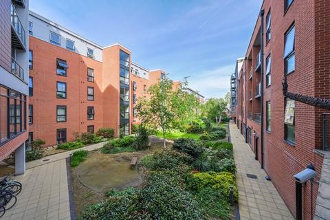 2 bedroom flat for sale, 18 Mostyn Grove, London E3