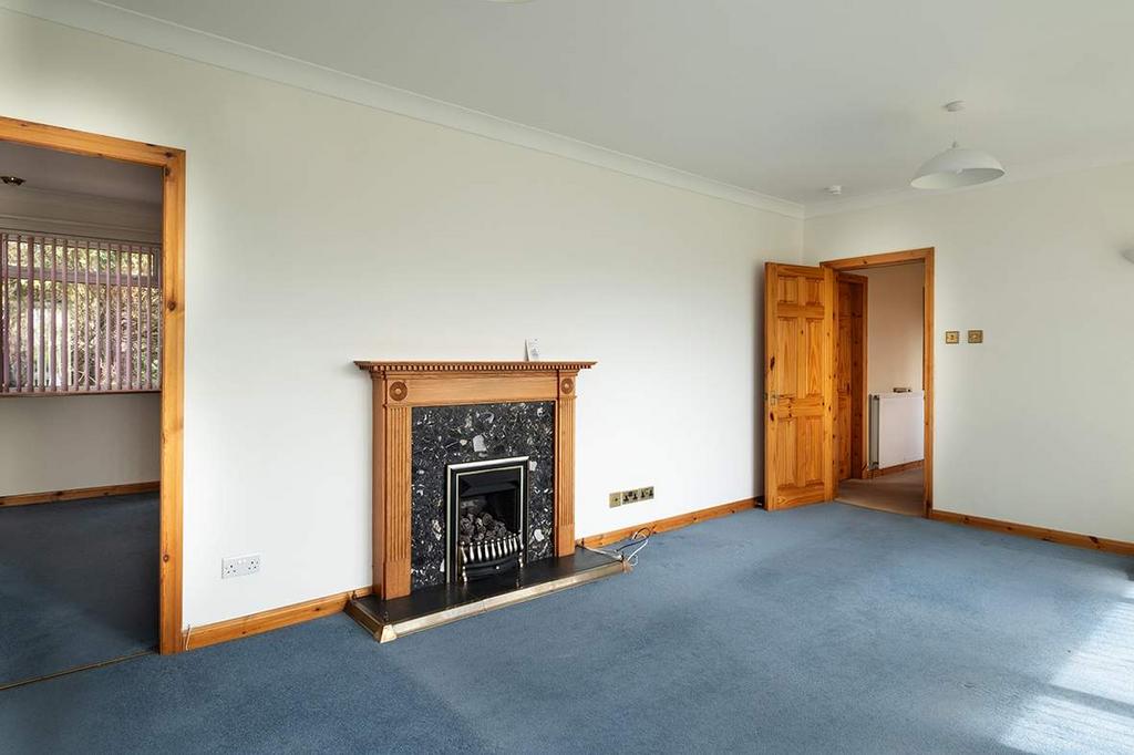 2 Leyden Grove, Clovenfords TD1 3NF 3 bed detached bungalow for sale