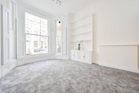 2 bedroom flat to rent, Erals Court, Earls Court, London, SW5