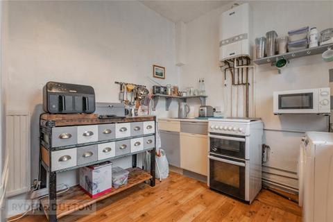 70 Albert Road, Halifax, HX2 0DF