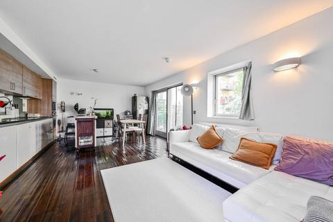 3 bedroom flat for sale, Teal Street, Greenwich, London, SE10