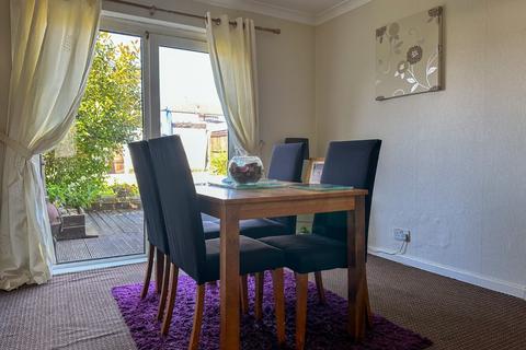 9 Bevington Close, Patchway, Bristol, BS34 5NN