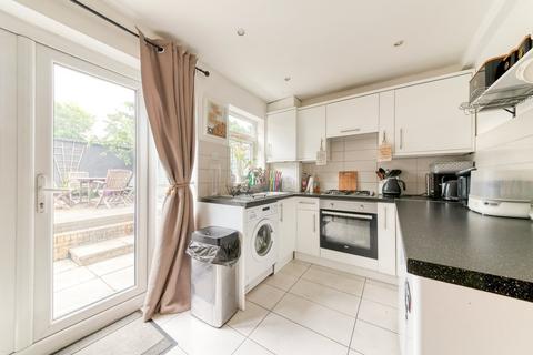 214a Sydenham Road, Croydon, CR0 2EB