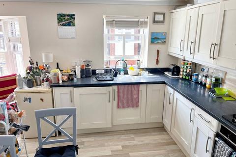 2 bedroom flat for sale, Kings Road East, Swanage BH19