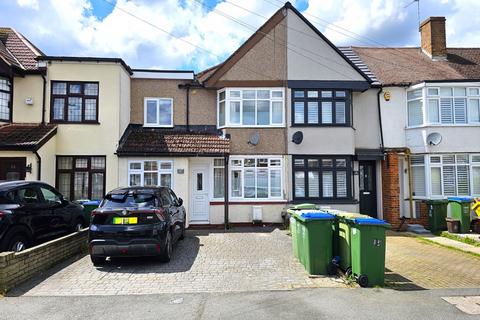 4 bedroom flat to rent, Sidcup, Sidcup DA15
