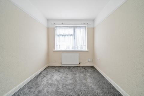 2 bedroom apartment to rent, Tartar Road, Cobham, KT11