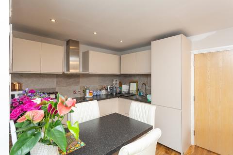 2 bedroom apartment for sale, Loates Lane, Watford, Hertfordshire, WD17