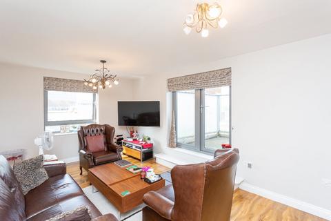 2 bedroom apartment for sale, Loates Lane, Watford, Hertfordshire, WD17