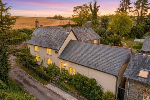 5 bedroom semi-detached house for sale - Week Farm House, North Tawton, Devon