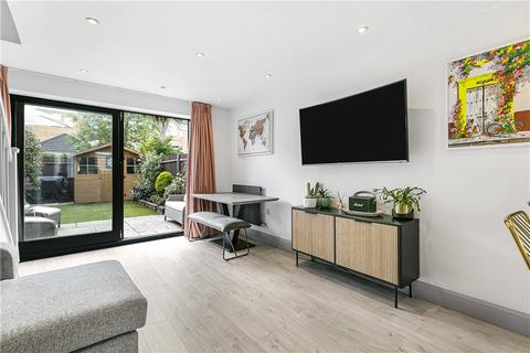 151 Seymour Way, Sunbury-on-thames, TW16 7NL