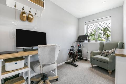 151 Seymour Way, Sunbury-on-thames, TW16 7NL
