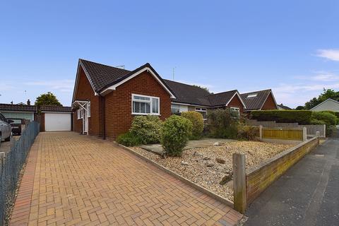 2 bedroom semi-detached bungalow for sale, Thornton Drive, Chester, CH2