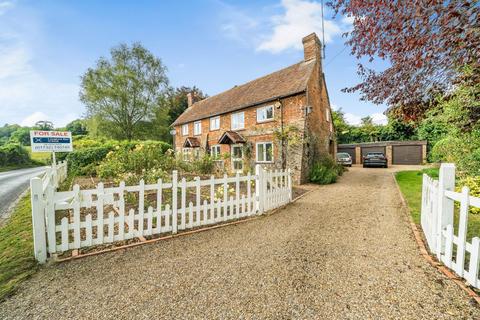 4 bedroom detached house for sale, Shacklands Road, Shoreham, TN14