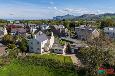 undefined, Lon Cyttun, Morfa Nefyn, LL53
