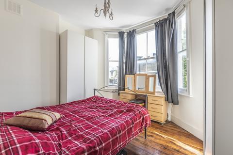 1 bedroom flat to rent, Byrne Road London SW12