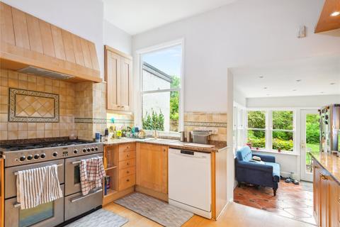 4 bedroom detached house for sale, The Avenue, London, W13