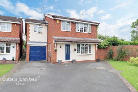5 bedroom detached house for sale, Stanier Close, Crewe