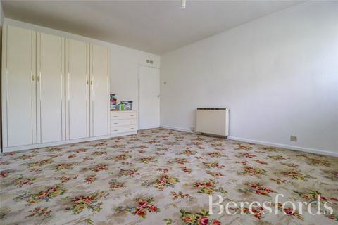 2 bedroom apartment for sale, Briarleas Gardens, Upminster, RM14