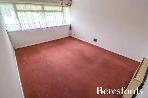 2 bedroom apartment for sale, Briarleas Gardens, Upminster, RM14