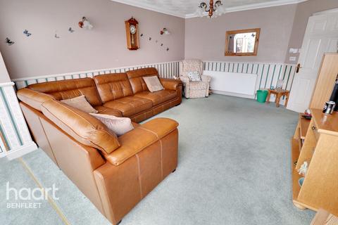 2 bedroom semi-detached bungalow for sale, Lynn View Close, Benfleet