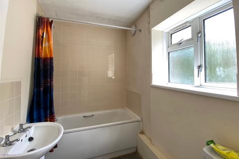 3 bedroom semi-detached house for sale, Watermoor Road, Cirencester, Gloucestershire, GL7