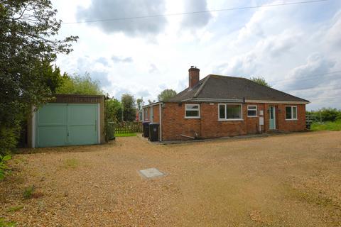 3 bedroom detached bungalow for sale, Overgate Road, Swayfield, Grantham, NG33
