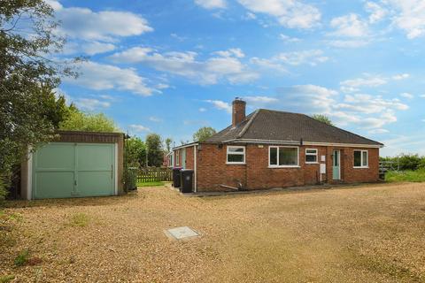 3 bedroom detached bungalow for sale, Overgate Road, Swayfield, Grantham, NG33